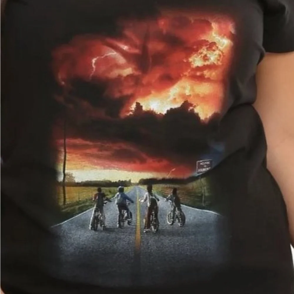 Torrid Stranger Things Season 2 Poster Tee, Size 3 3X 22 24 plus size - Picture 2 of 8